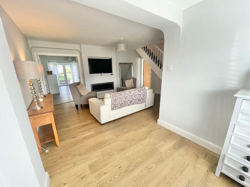 Ascot Drive Great Sutton